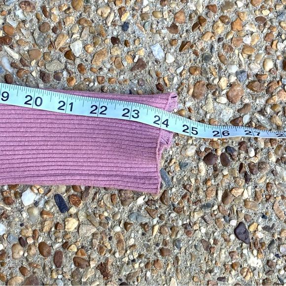 Carmen Marc Valvo Ribbed Dolman Sleeve Dusty Rose Pink Sweater Size L - Picture 4 of 10